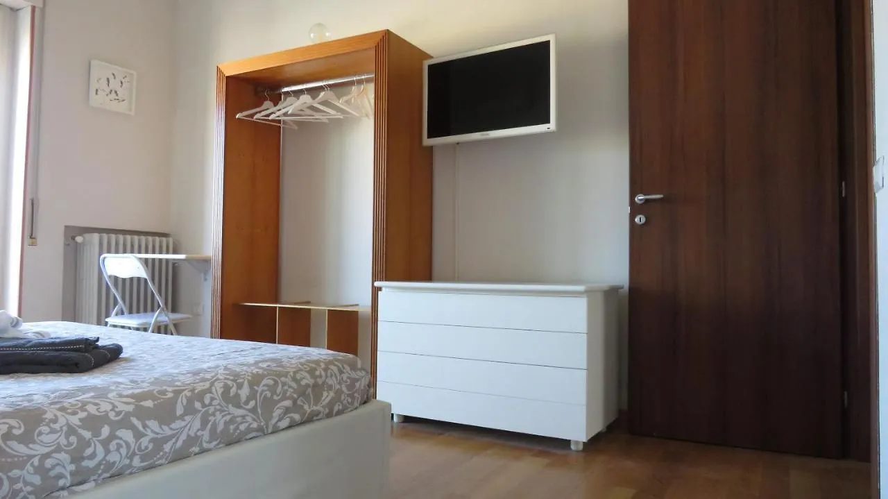 Guest house Luna Rossa Rooms Cagliari Italy