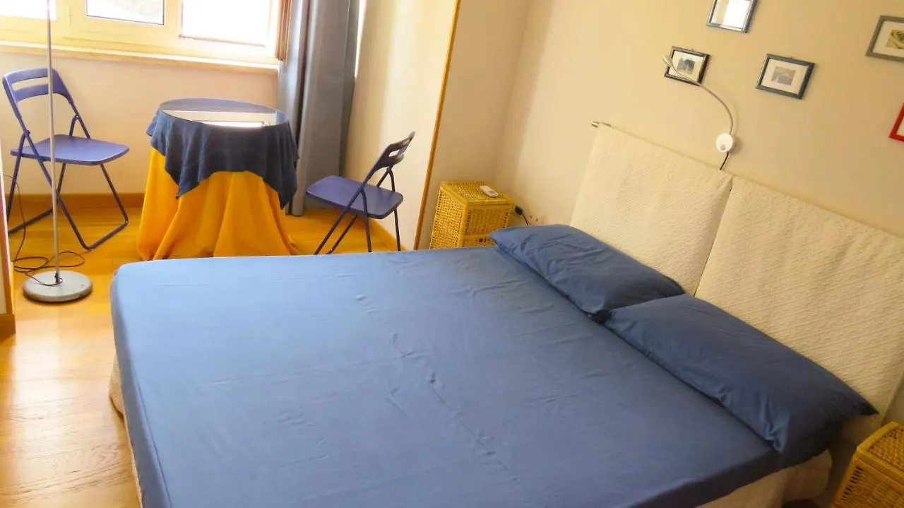 Luna Rossa Rooms Cagliari Italy